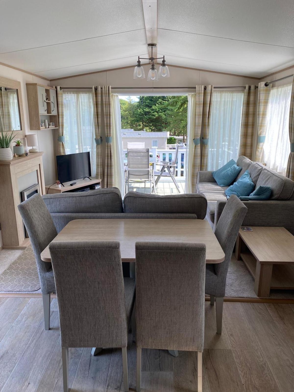 Campsite Isle Of Wight Caravan