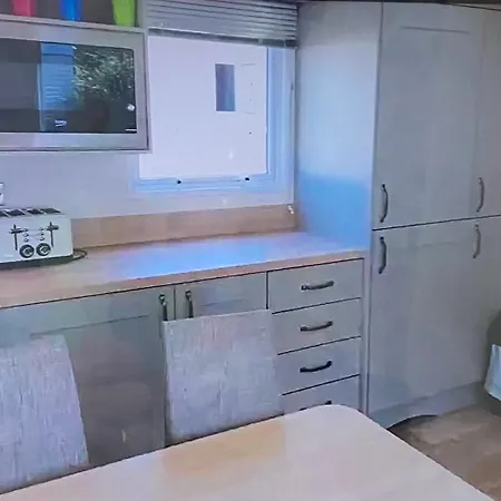 Isle Of Wight Caravan Shanklin Exterior photo